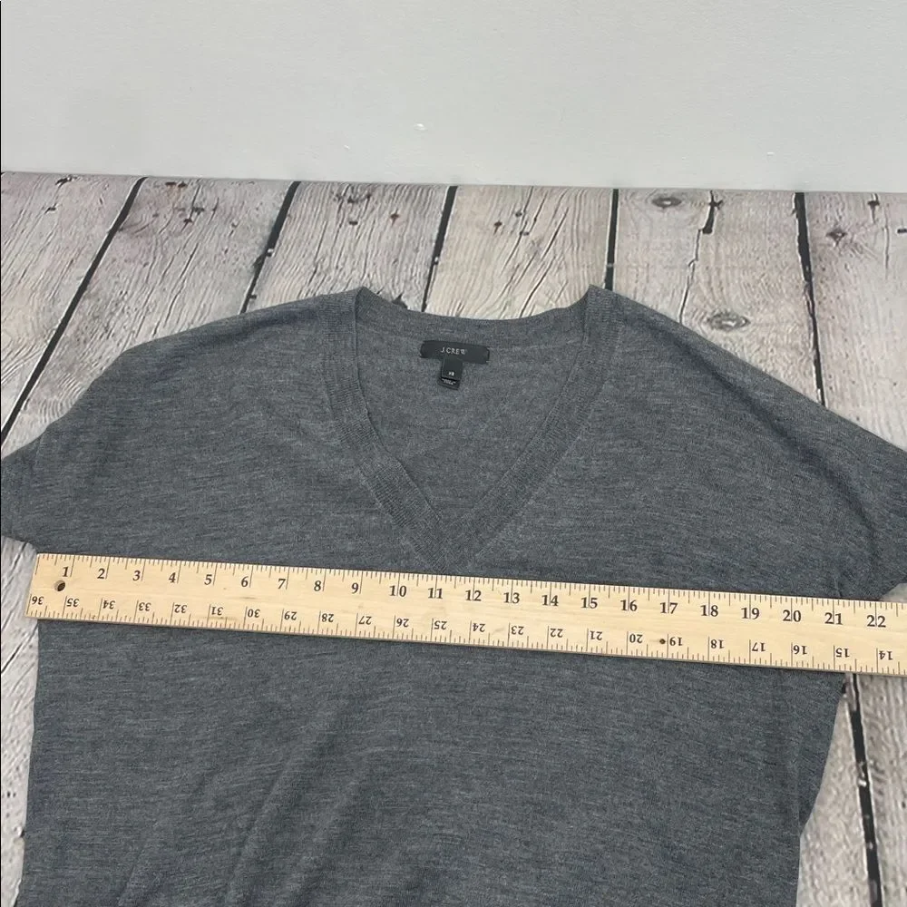 J. Crew neck crew